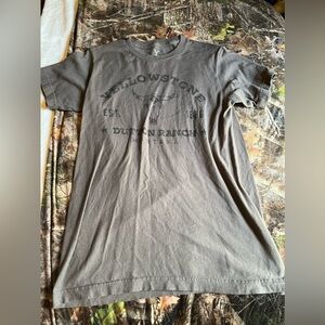Women’s Yellowstone T-Shirt